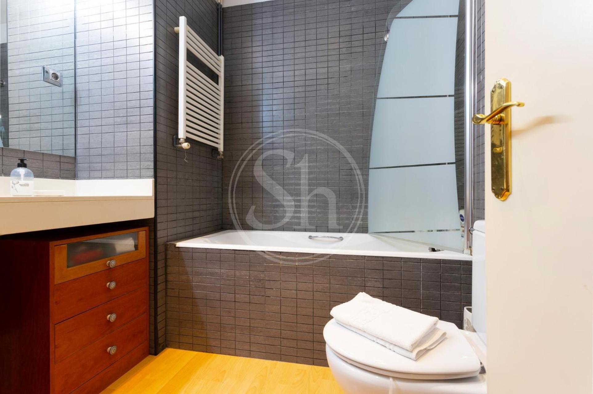 Apartamento Con Terraza En Poble Sec 바르셀로나 외부 사진